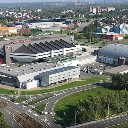 Apartman S Kuchyni V Soukromi U Areny Privatunterkunft